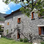 Cirjuana, Casa En El Centro Con Agradable Jardin Y Barbacoa By Pirineos 360 Semesterbostad *