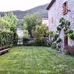 Cirjuana, Casa En El Centro Con Agradable Jardin Y Barbacoa By Pirineos 360 Prázdninový dům