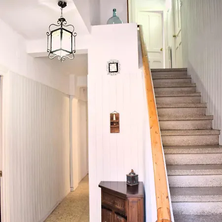 Cirjuana, Casa En El Centro Con Agradable Jardin Y Barbacoa By Pirineos 360 別荘 ビエスカス