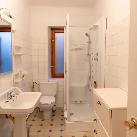 Cirjuana, Casa En El Centro Con Agradable Jardin Y Barbacoa By Pirineos 360 Vakantiehuis *