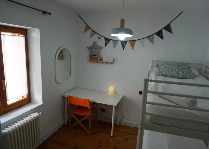 Cirjuana, Casa En El Centro Con Agradable Jardín Y Barbacoa By Pirineos 360 *